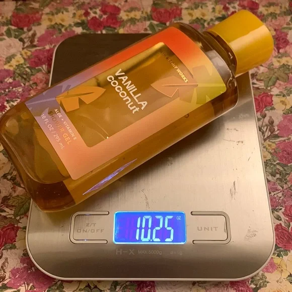 Bath and body works bbw shower gel and hand soap bundle *Used* fresh coconut cot - Picture 2 of 8